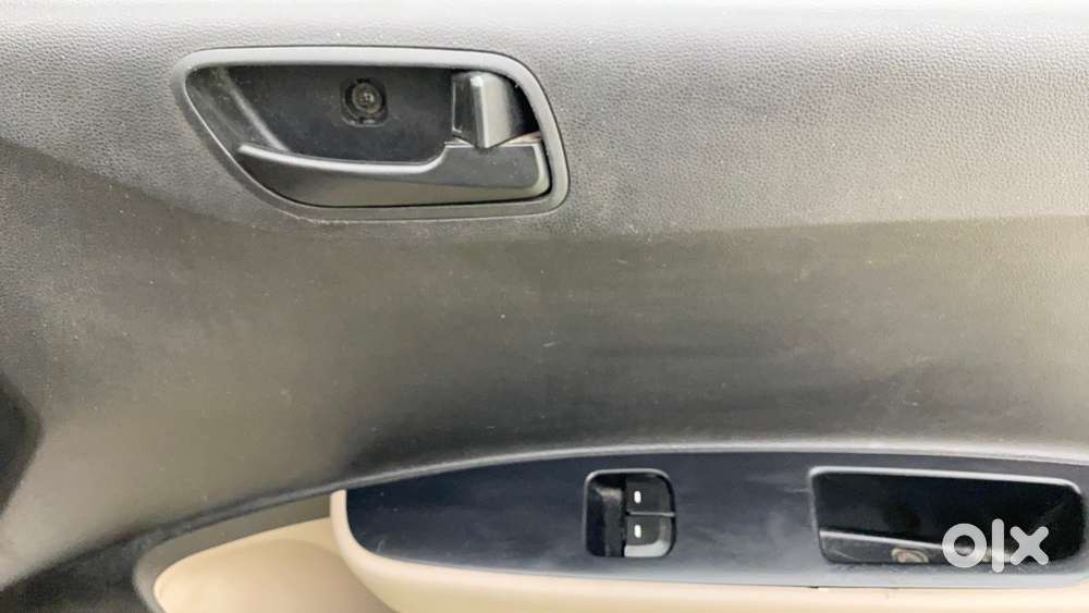 Hyundai Xcent Base 1.2, 2015, Cng & Hybrids