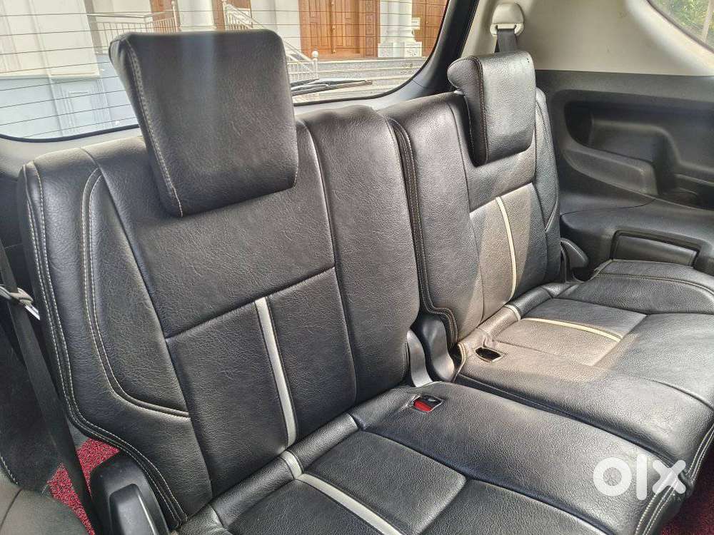 Toyota Innova Crysta 2.4 Gx Mt, 2017, Diesel