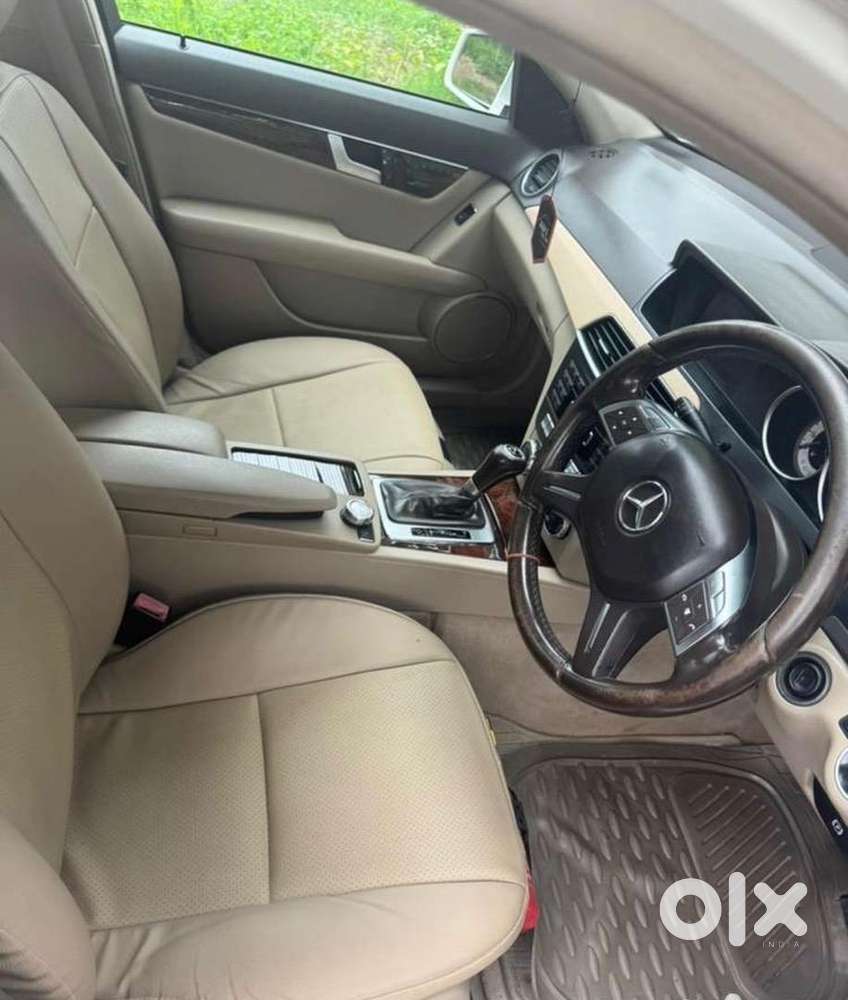 Mercedes-benz C Class 2013 Petrol Well Maintained