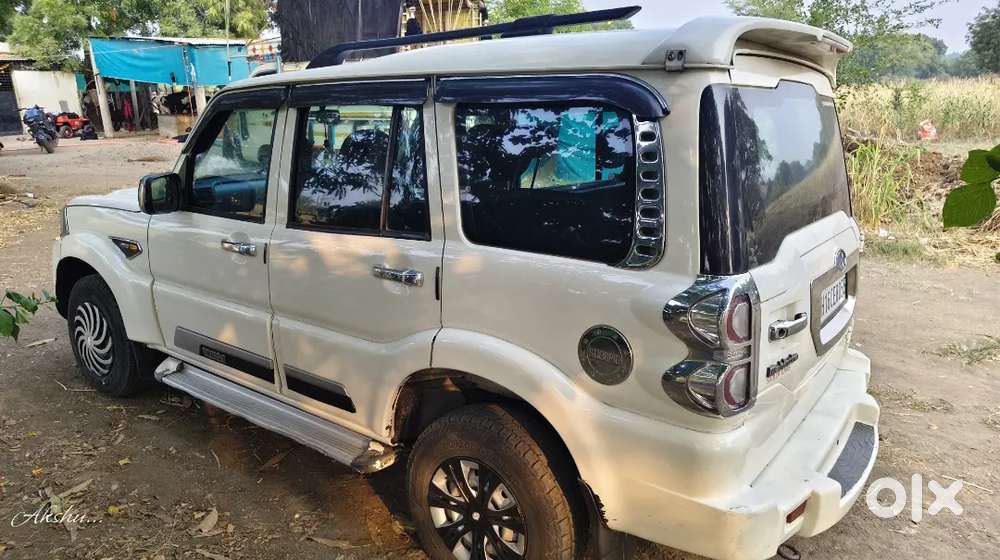 Mahindra Scorpio 2.5 S2 2017