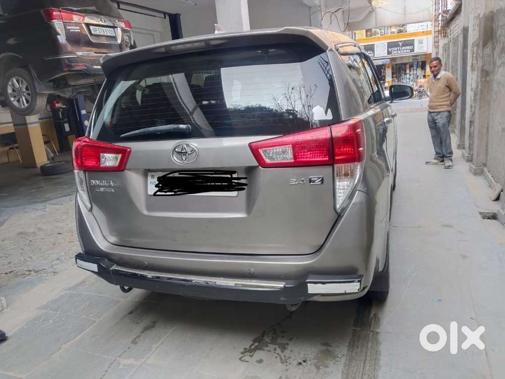 First Owner Innova Crysta With Service Record