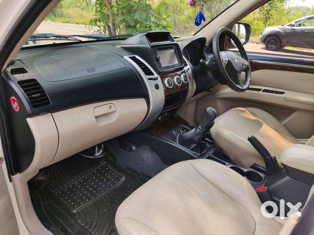 Mitsubishi Pajero Sport 2.5 Manual, 2016, Diesel