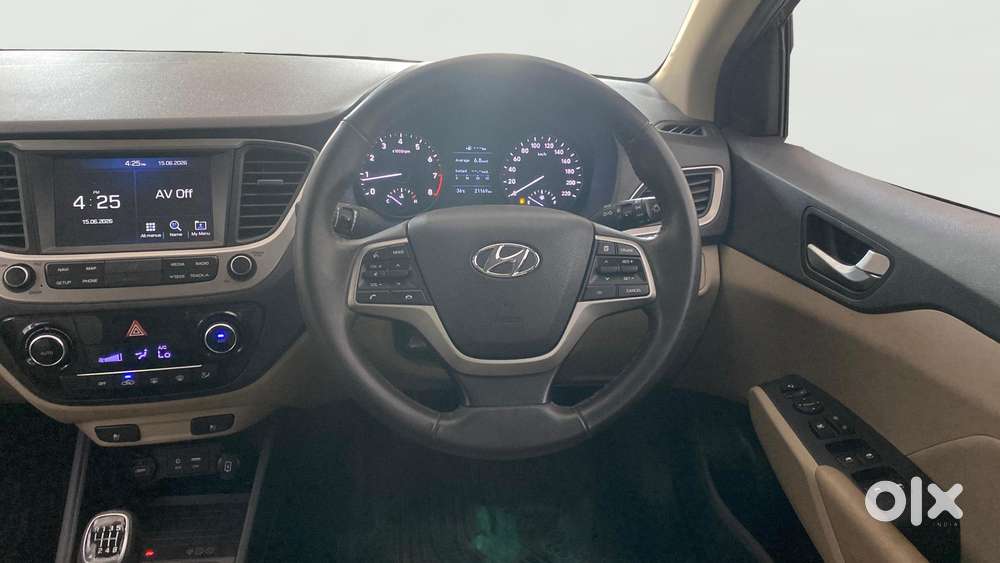 Hyundai Verna 1.6 Sx (o) Vtvt, 2019, Petrol