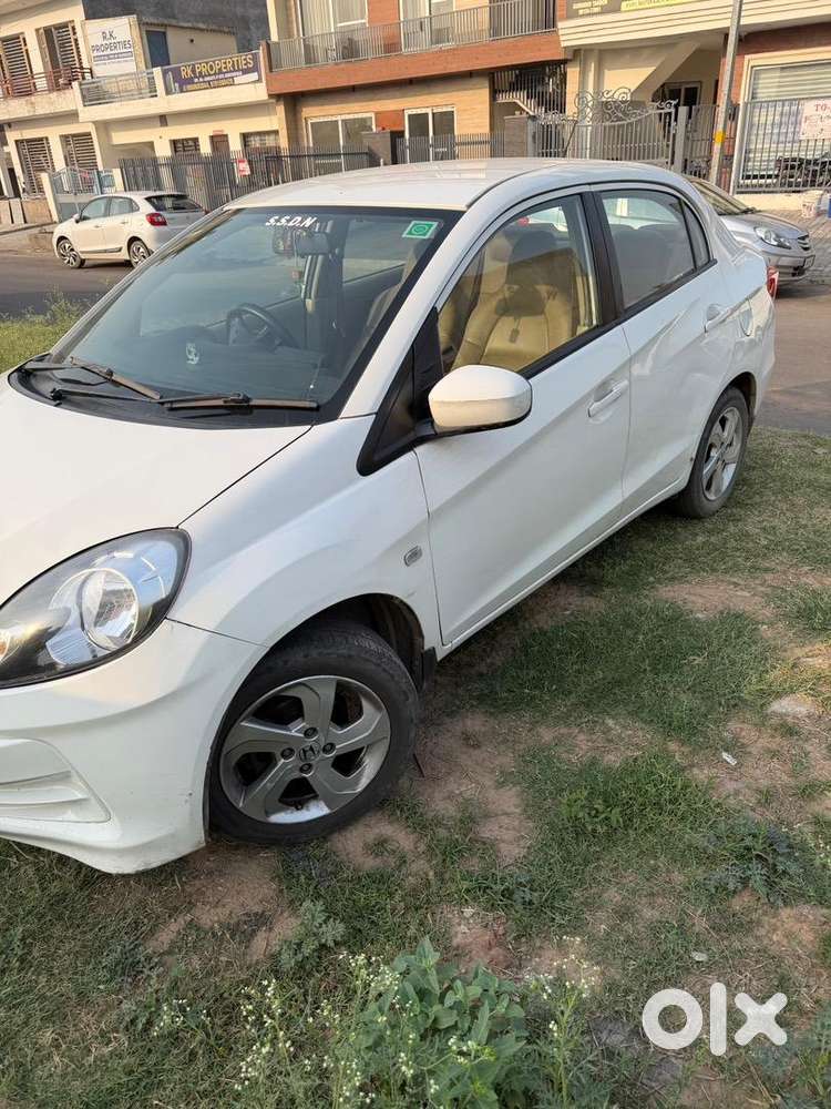 Honda Amaze 2013 Diesel Well Maintained