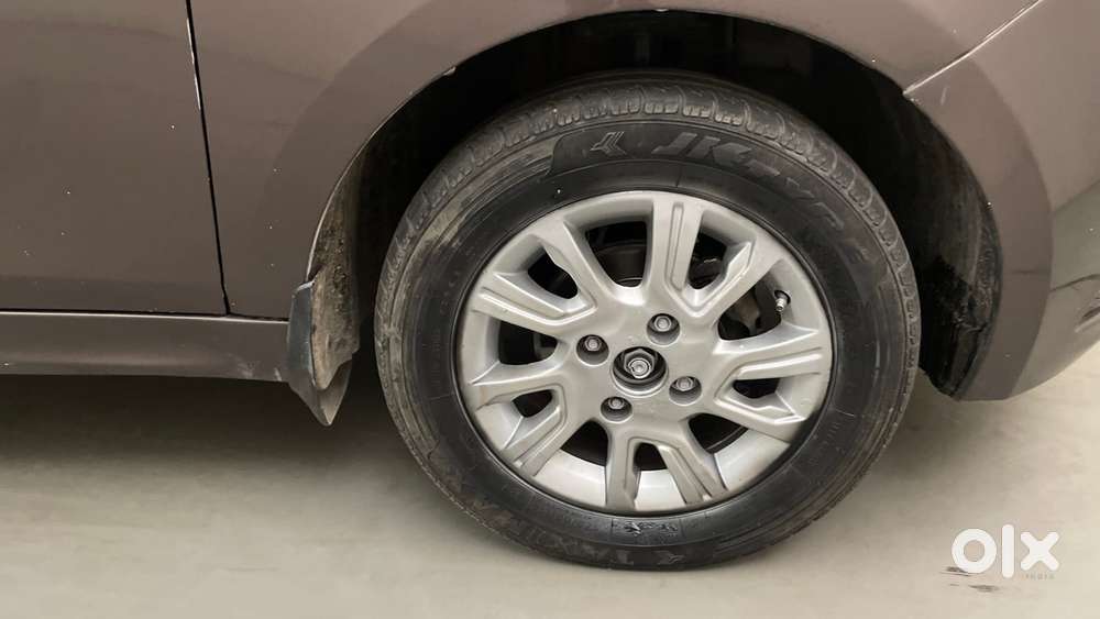Tata Tiago Xz, 2016, Petrol