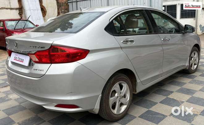 Honda City 2008-2011 1.5 V Mt Exclusive, 2015, Petrol