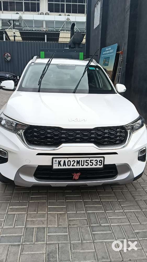 Kia Sonet 2023 Petrol Well Maintained
