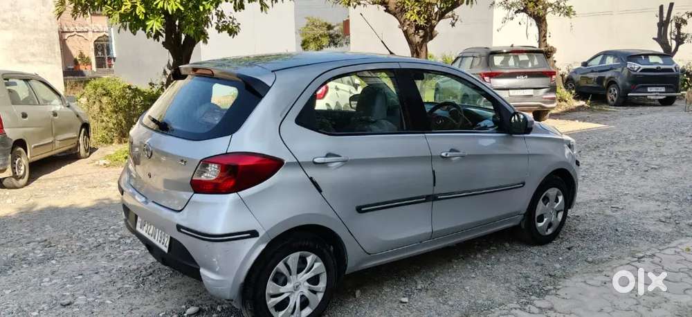 Tata Tiago Revotron 2018