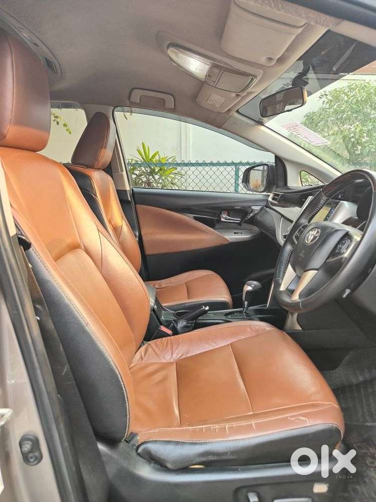 Toyota Innova Crysta 2.8 Z, 2016, Diesel