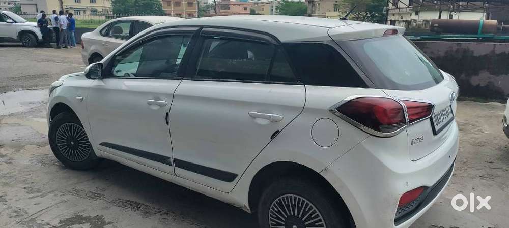 Hyundai Elite I20 [ ] 1.2 Magna Executive Cvt, 2020, Petrol