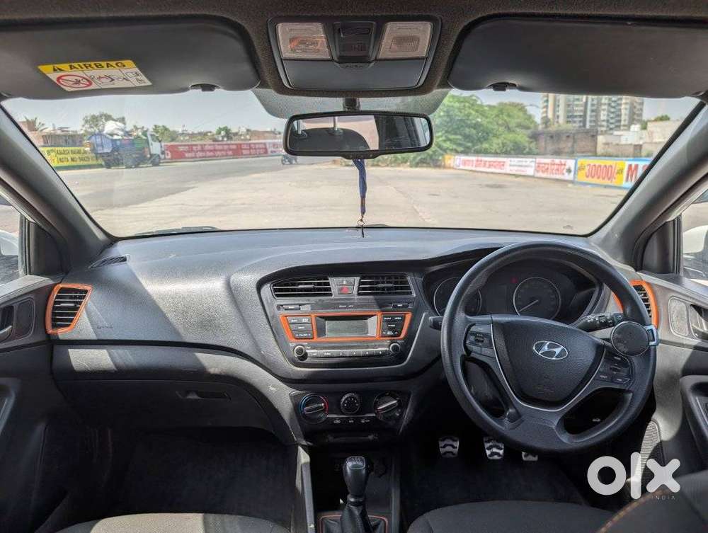 Hyundai I20 Sportz 1.2 Vtvt, 2017, Petrol