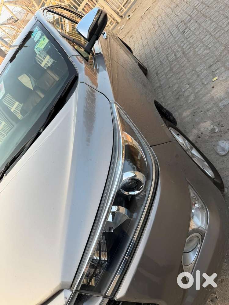 Toyota Innova Crysta 2.8 Zx At, 2016, Diesel