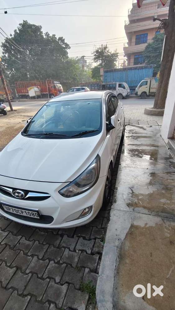 Hyundai Verna 2014.
