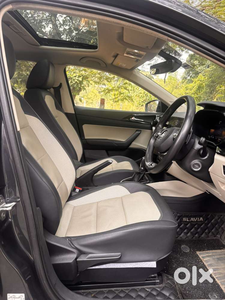 Skoda Slavia 1.0 Tsi Style At, 2023, Petrol