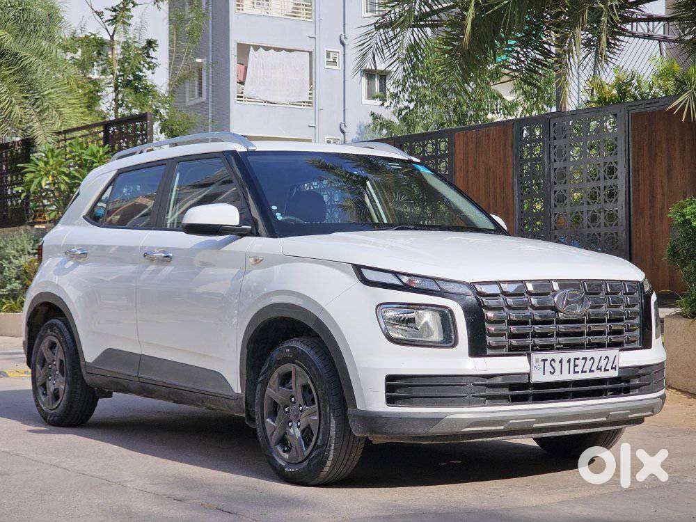 Hyundai Venue S 1.2 Petrol, 2023, Petrol