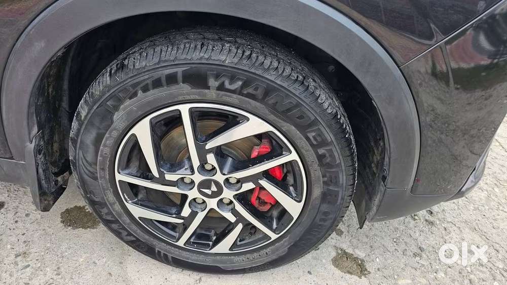 Mahindra Xuv300 Turbosport W8, 2023, Petrol
