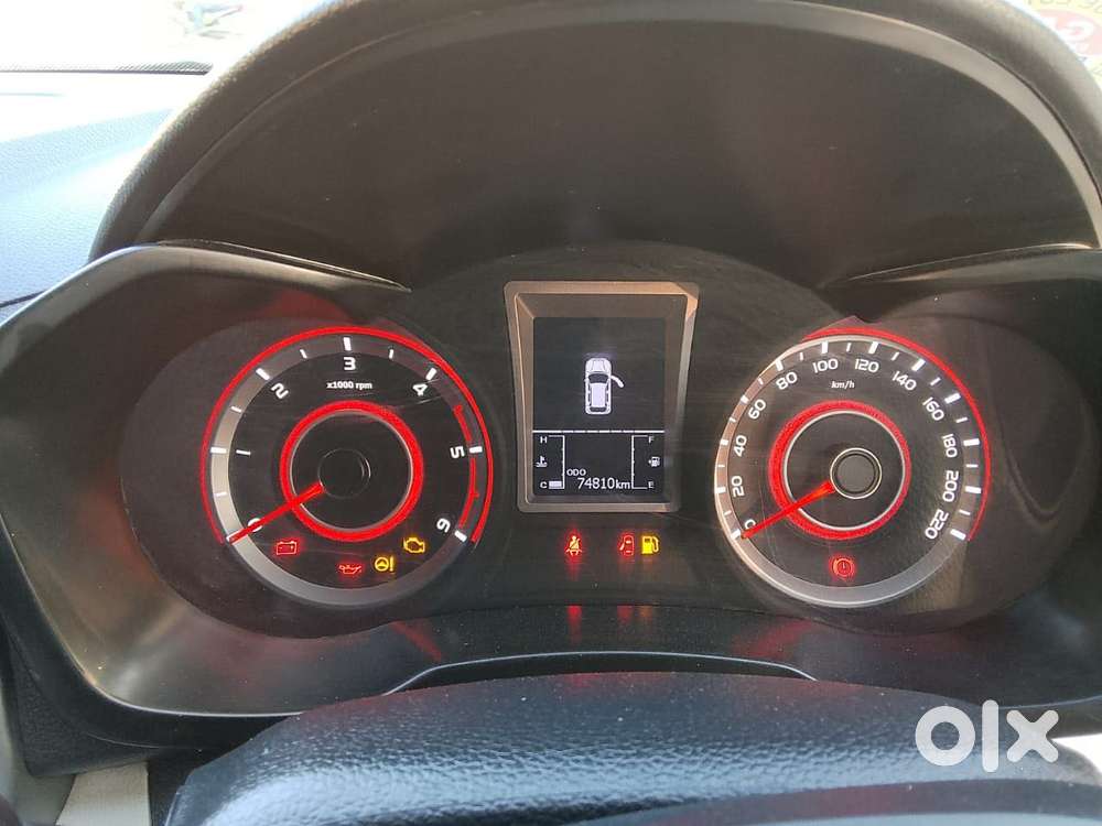 Mahindra Xuv300 W8 Diesel, 2022, Diesel