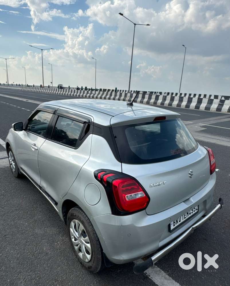 Maruti Suzuki Swift Vxi 2019 November 25kmpl Mileage... Shwrom Condtion.