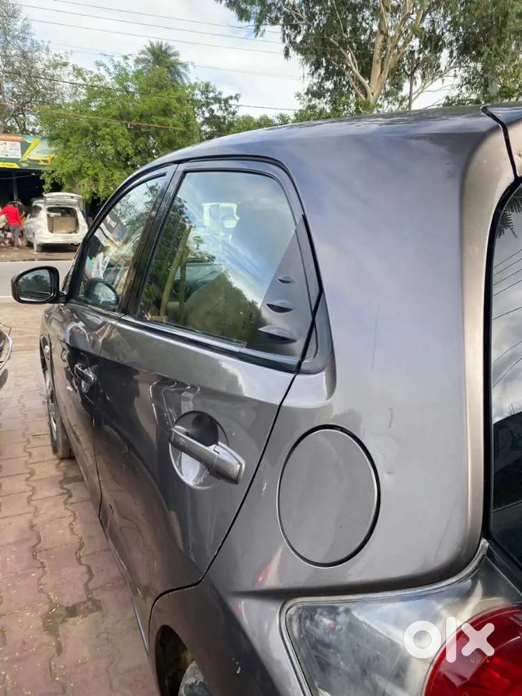 Honda Brio 2012 Petrol Well Maintained