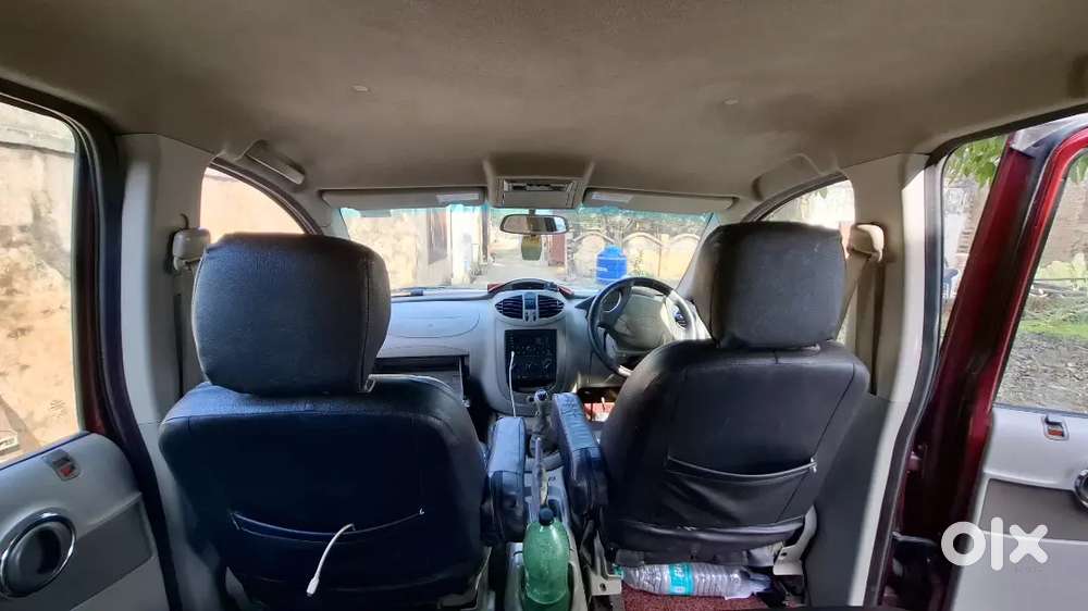 Mahindra Quanto C8 Top Model - Mint Condition - 21+ Mileage