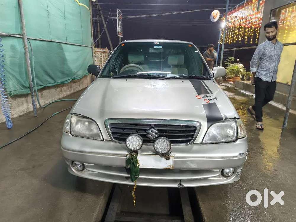 Maruti Suzuki Esteem 2005