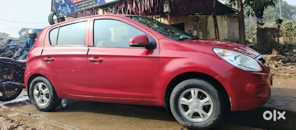 Hyundai I20 Petrol And Cng Gadi Condition Me Hai