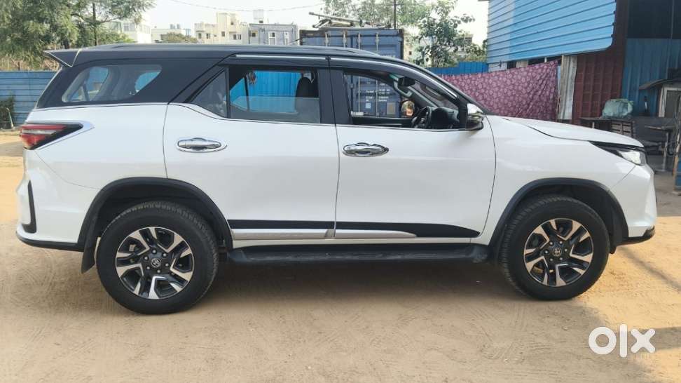 Toyota Fortuner Legender 4x2 At 2.8, 2022, Diesel