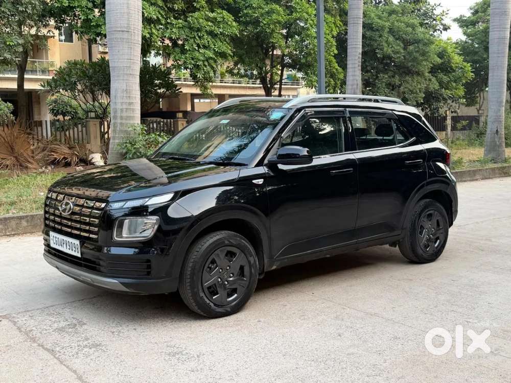 Hyundai Venue S 1.2 Petrol, 2024, Petrol