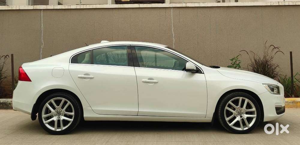 Volvo S60 D4 Momentum, 2016, Diesel