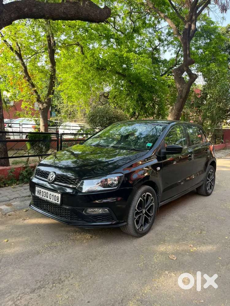 Volkswagen Polo Black Car 2013 Model