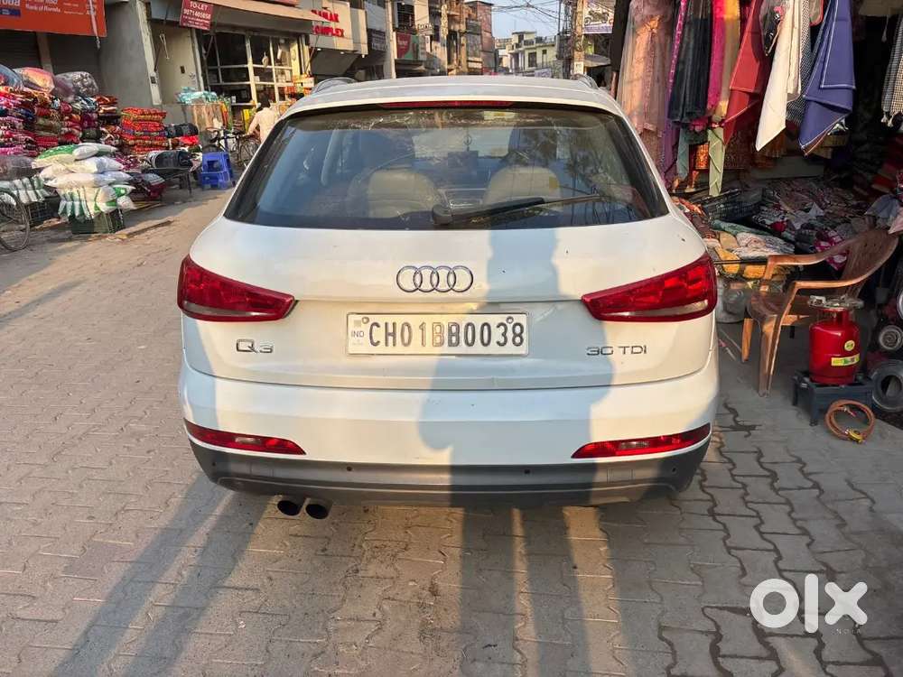 Audi Q3 2015 Diesel 120000 Km Driven