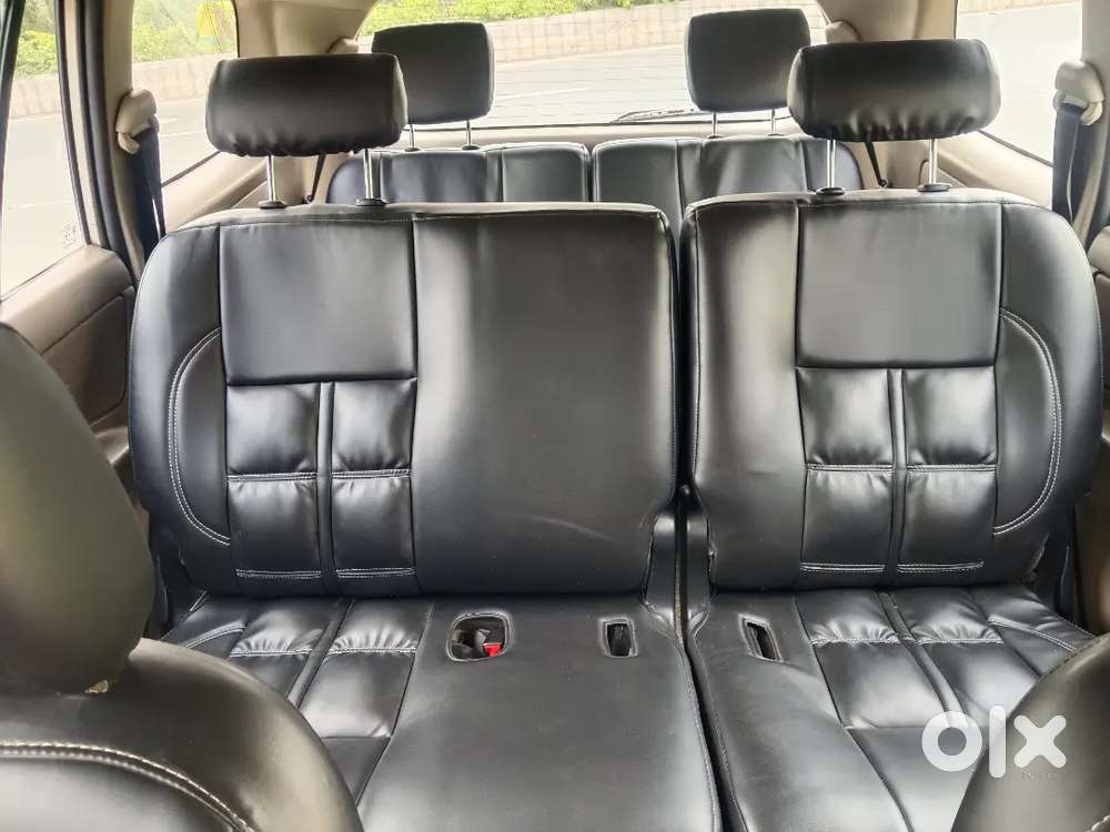 Toyota Innova 2015 Diesel 225000 Km Driven