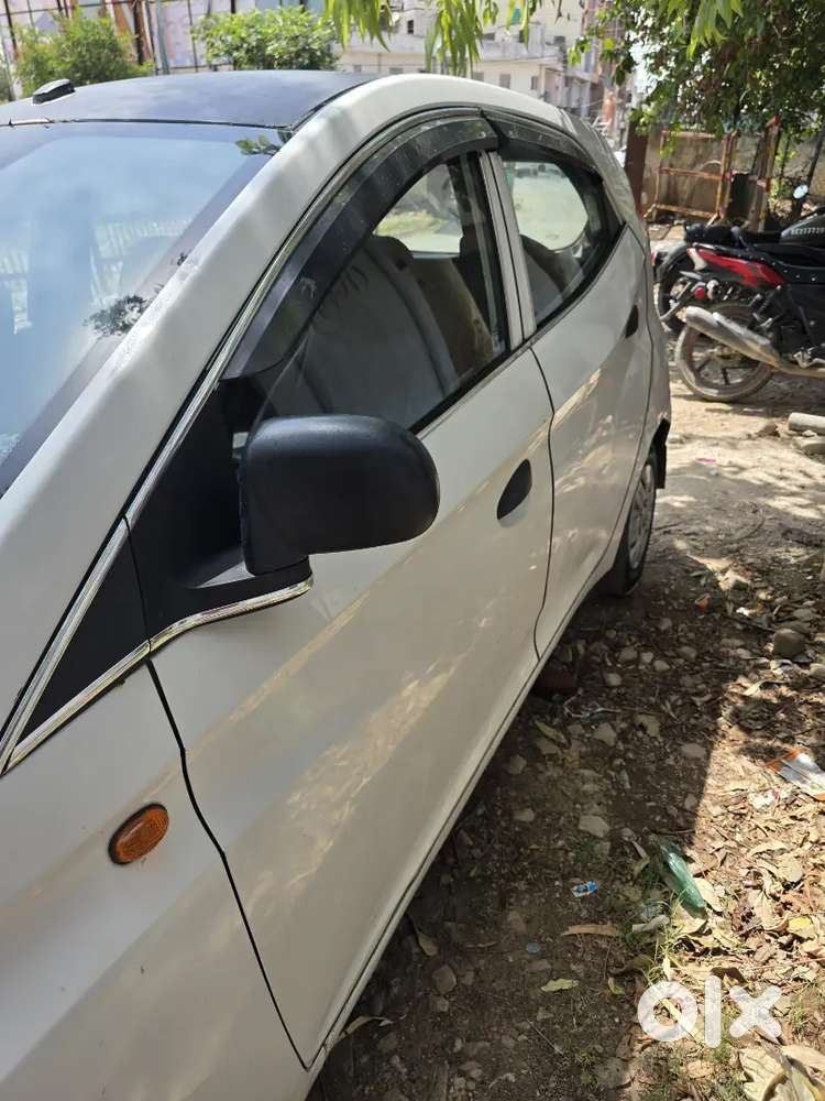 Hyundai Eon 2018 Petrol 72000 Km Driven