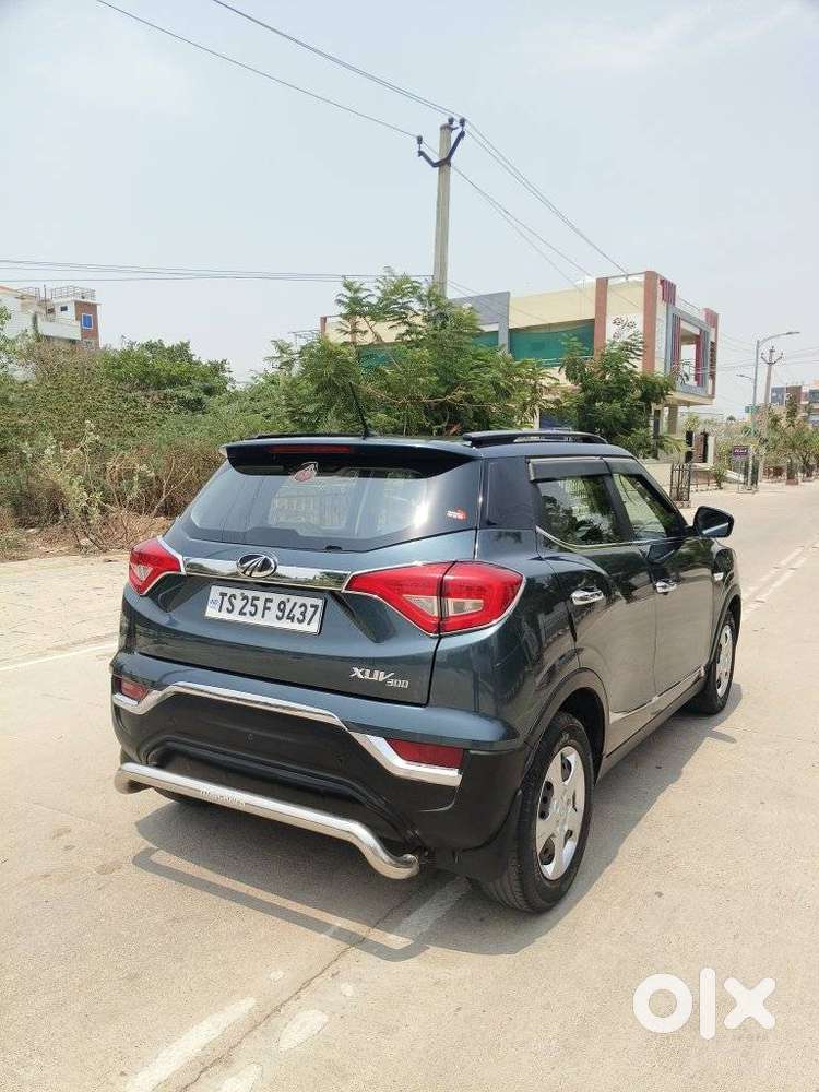 Mahindra Xuv300 W6, 2022, Petrol