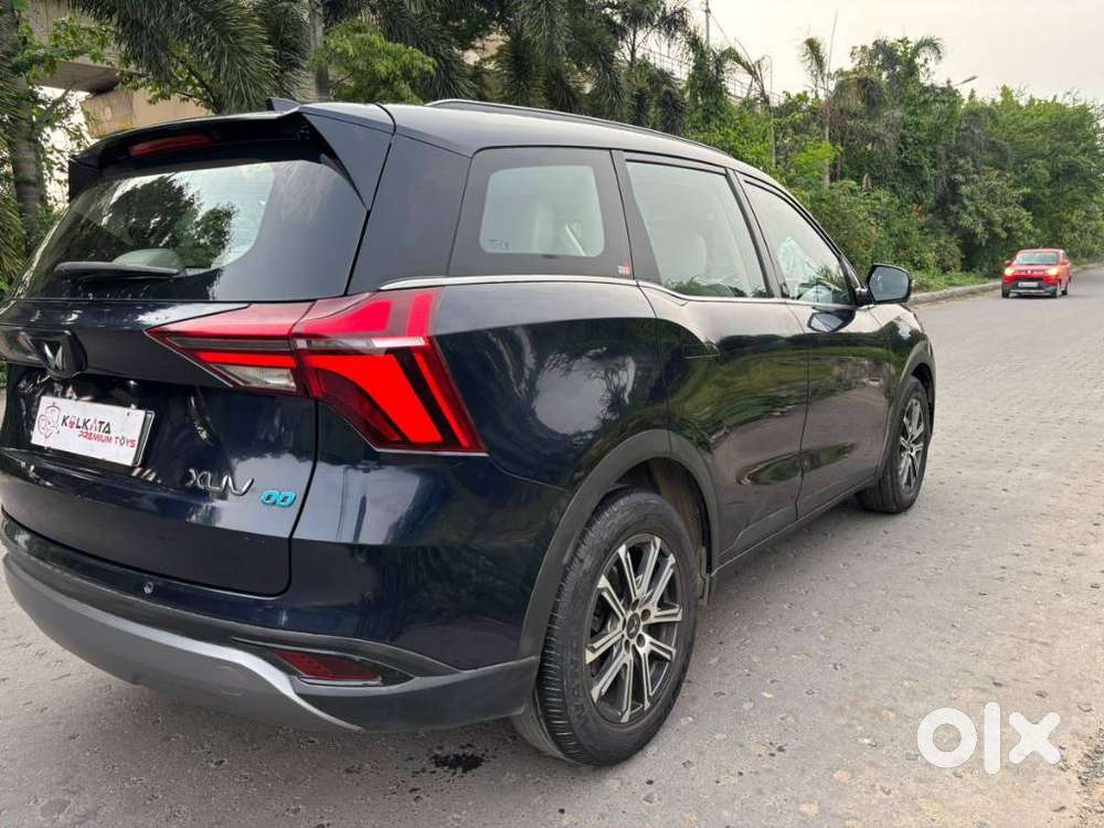 Mahindra Xuv700 2.0 Ax 7 Petrol At Str, 2022, Petrol