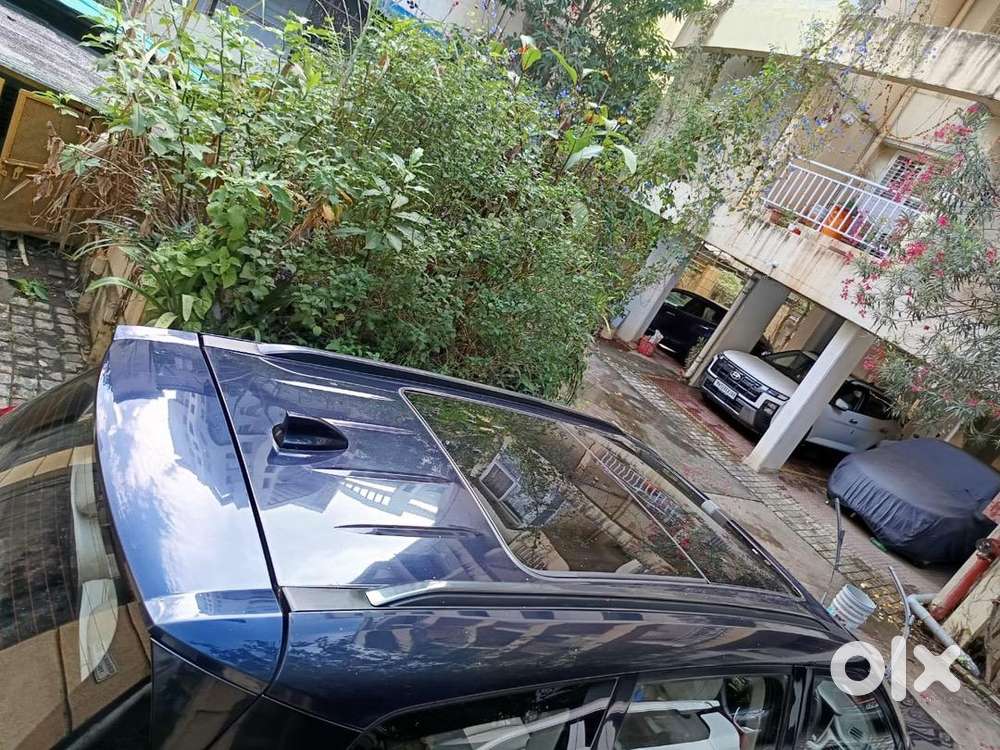 Mahindra Xuv700 2022 Petrol Well Maintained