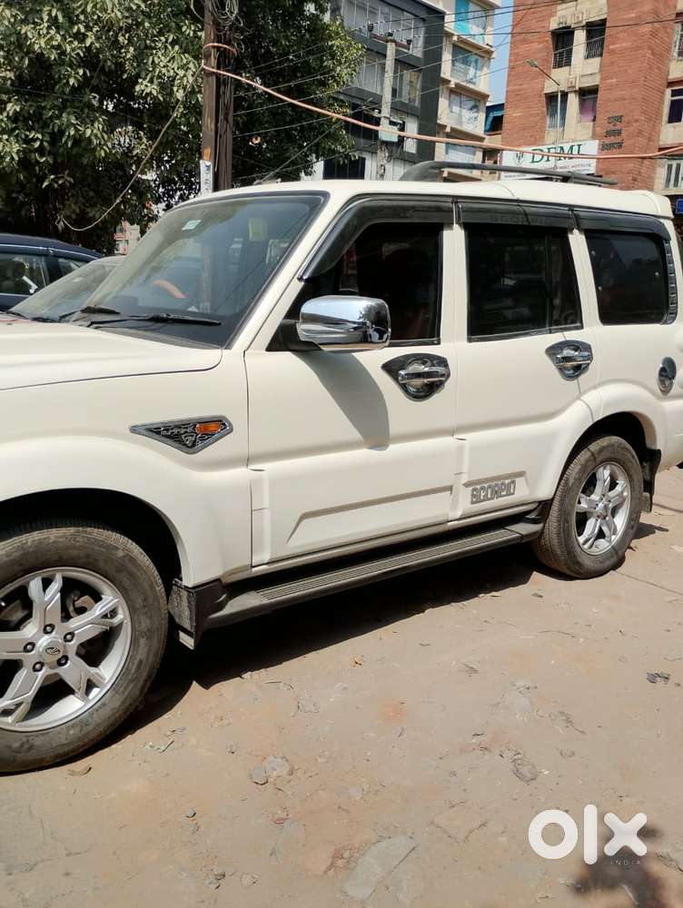 Mahindra Scorpio 2.2 S7 8 Str, 2015, Diesel