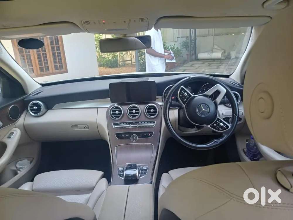 Mercedes-benz C220d 2019  1st Owner  83,000 Km  Excellent Condition