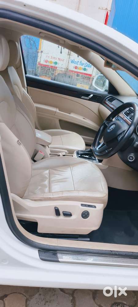 Skoda Superb Elegance 1.8 Tsi At, 2014, Petrol