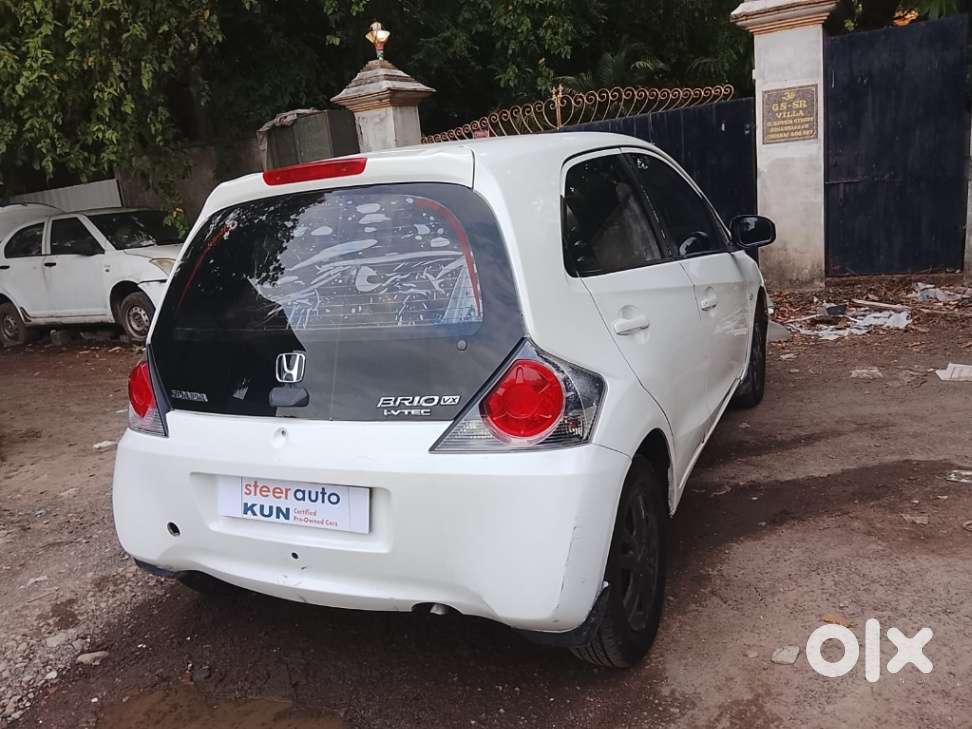 Honda Brio V Automatic, 2013, Petrol