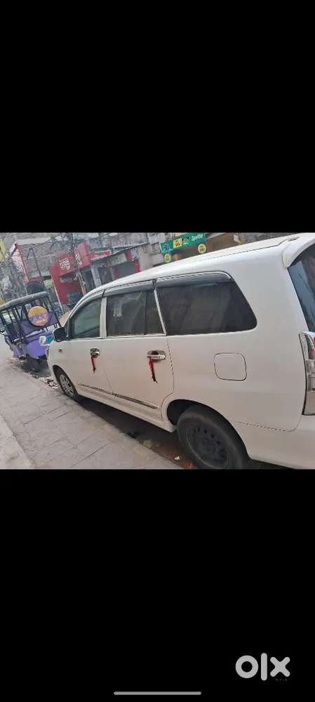 Toyota Innova Diesel 2013 With 72500 Km Driven