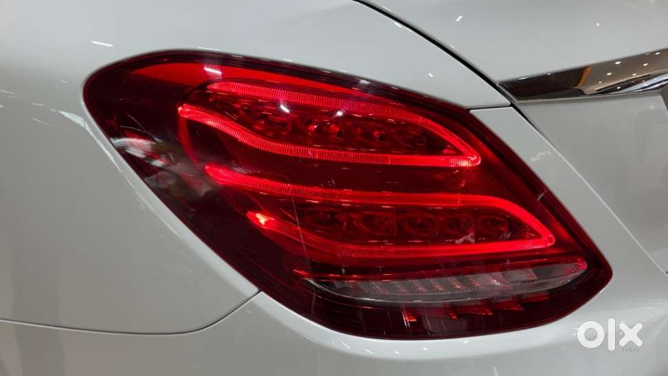 Mercedes-benz C-class [ ] 2.0 C200 Avantgarde, 2018, Petrol