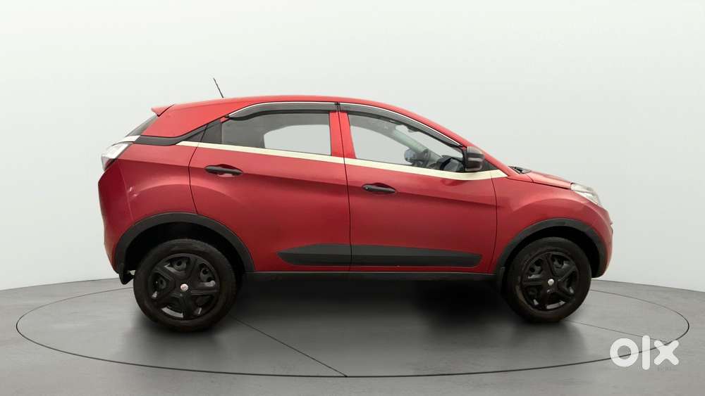Tata Nexon 1.2 Revotron Xm, 2018, Petrol