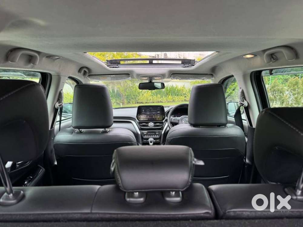 Toyota Urban Cruiser Hyryder 1.5 V Neo Drive At, 2025, Petrol