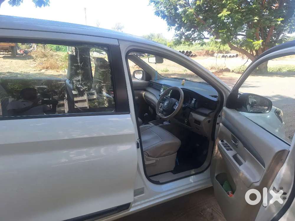 Maruti Suzuki Ertiga 2023 Petrol 25000 Km Driven