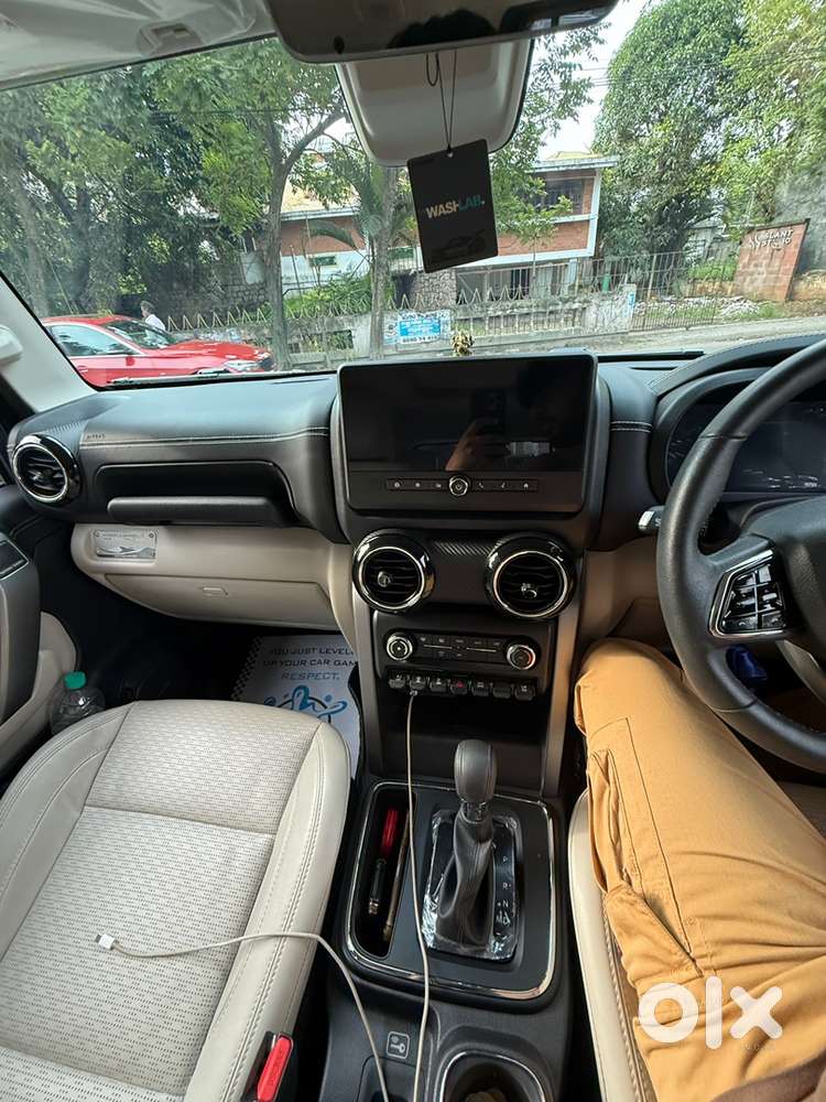Mahindra Thar Roxx 2025 Petrol