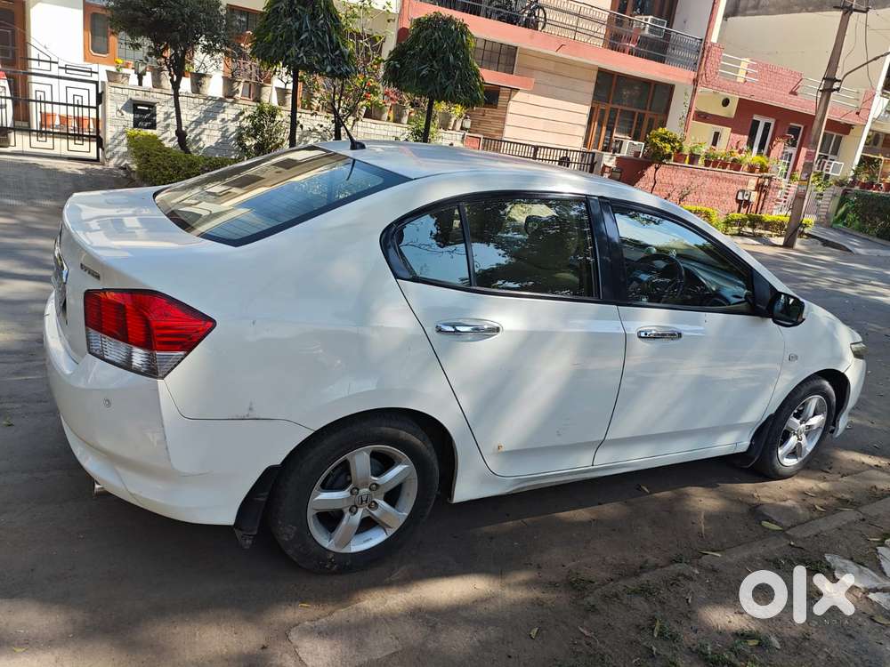 Honda City Zx Cvt Anniversary Edition, 2010, Petrol