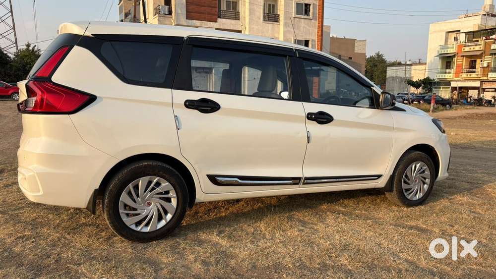 Maruti Suzuki Ertiga Vxi (o) Cng, 2023, Cng & Hybrids