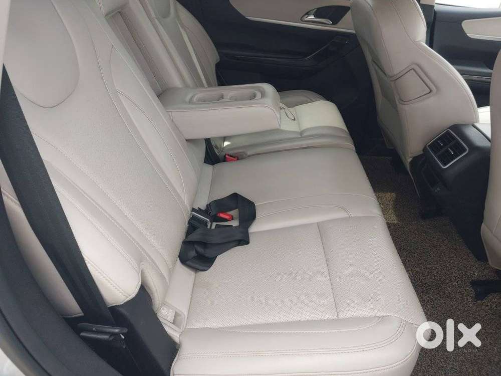 Mahindra Xuv700 2.2 Ax 7 Diesel Mt Str, 2023, Diesel