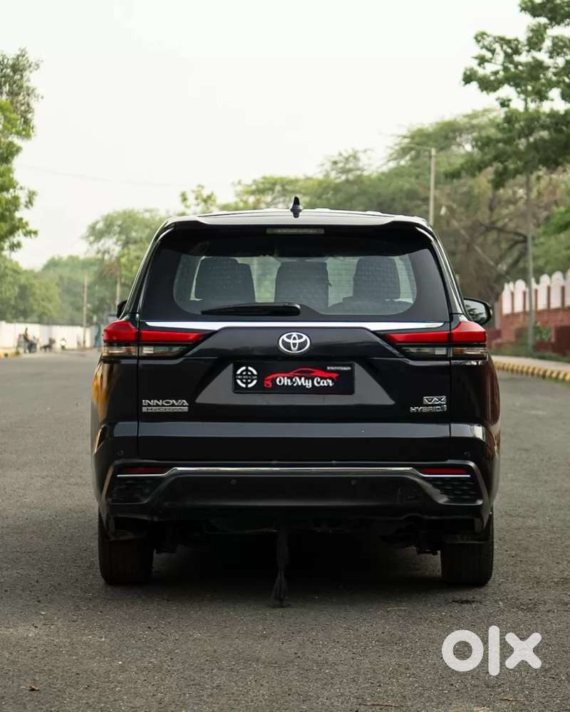 Toyota Innova Hycross 2.0 Vx Hybrid 7 Str, 2024, Petrol